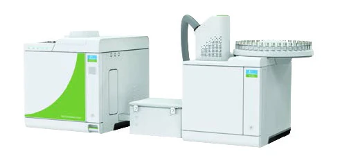 Clarus Nova GC con horno de válvulas externo y muestreador headspace para análisis de gases en aceite de transformador