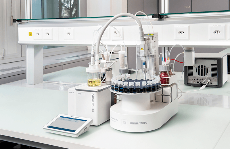 Accesorios tituladores EVA Mettler Toledo: cambiador automático InMotion KF para extracción por horno