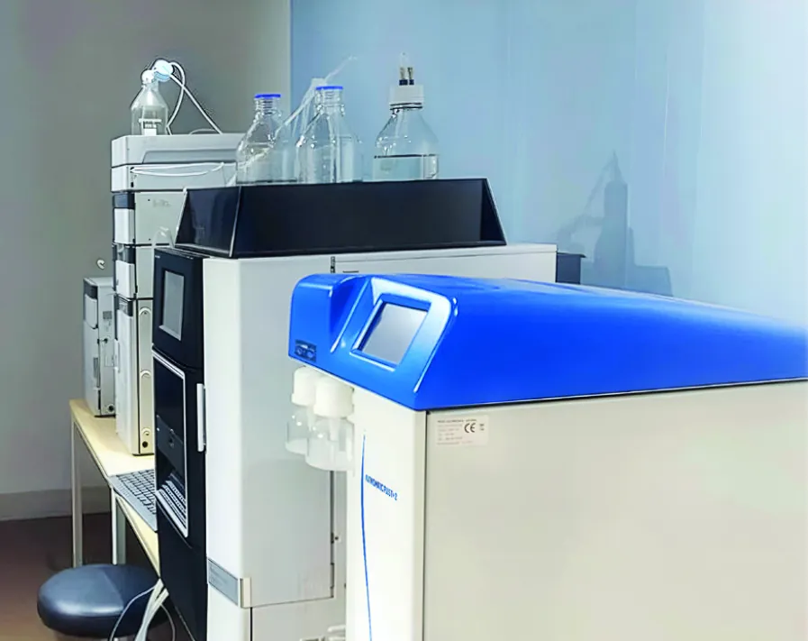 imagen 1 — Todas las calidades de agua que necesita un laboratorio en un solo equipo