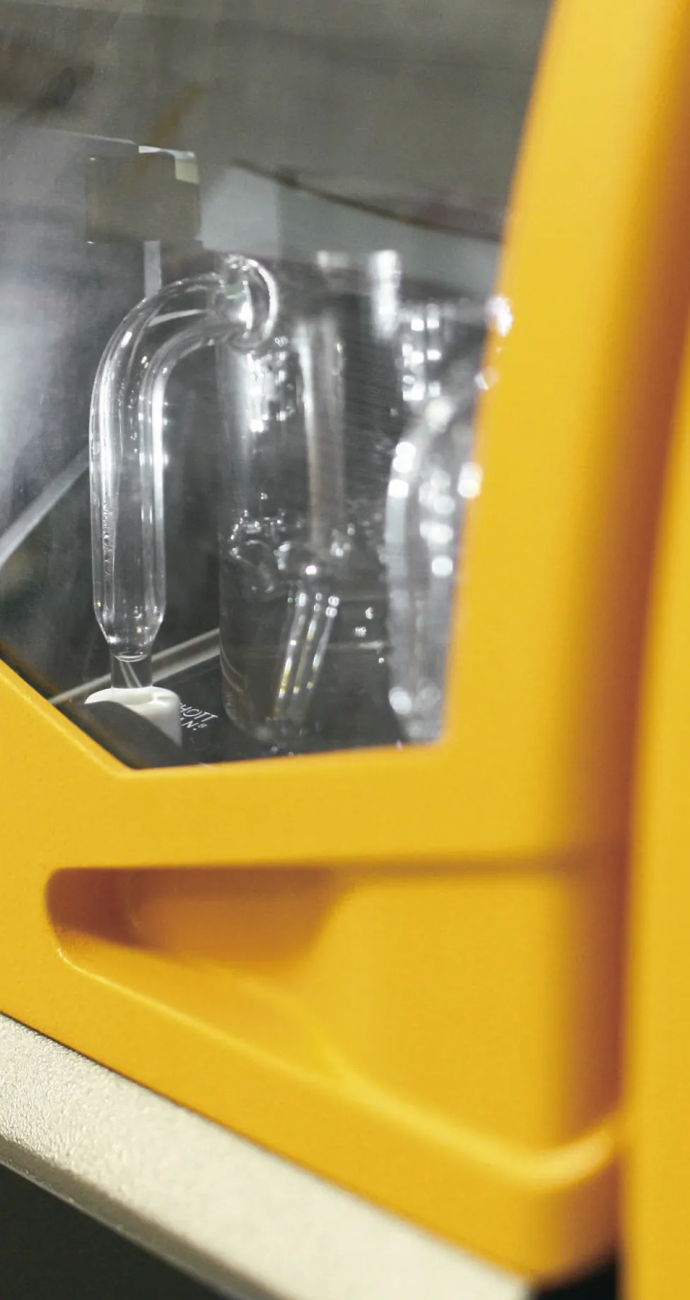 Detalle del sistema de vidrio de extracción dentro de la unidad HYDROTHERM/SOXTHERM