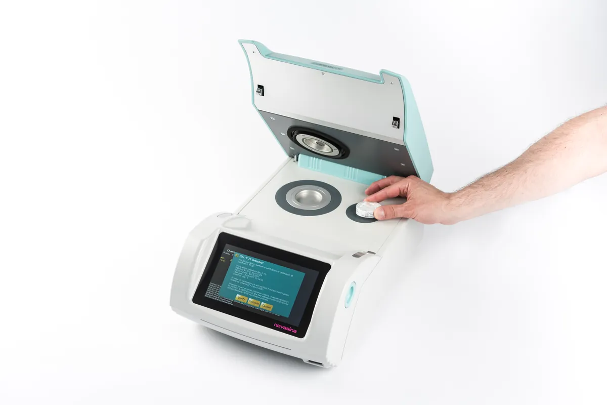 imagenc — LabMaster aw-neo, el medidor de actividad de agua más fiable del mercado