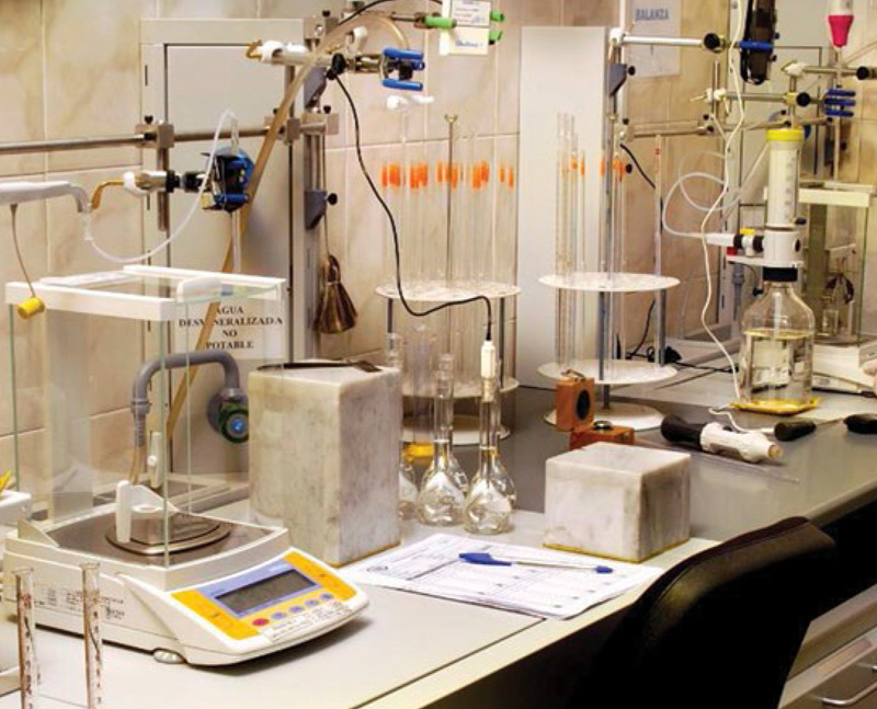 Cadena trazabilidad mediciones laboratorio acreditado patrones internacionales