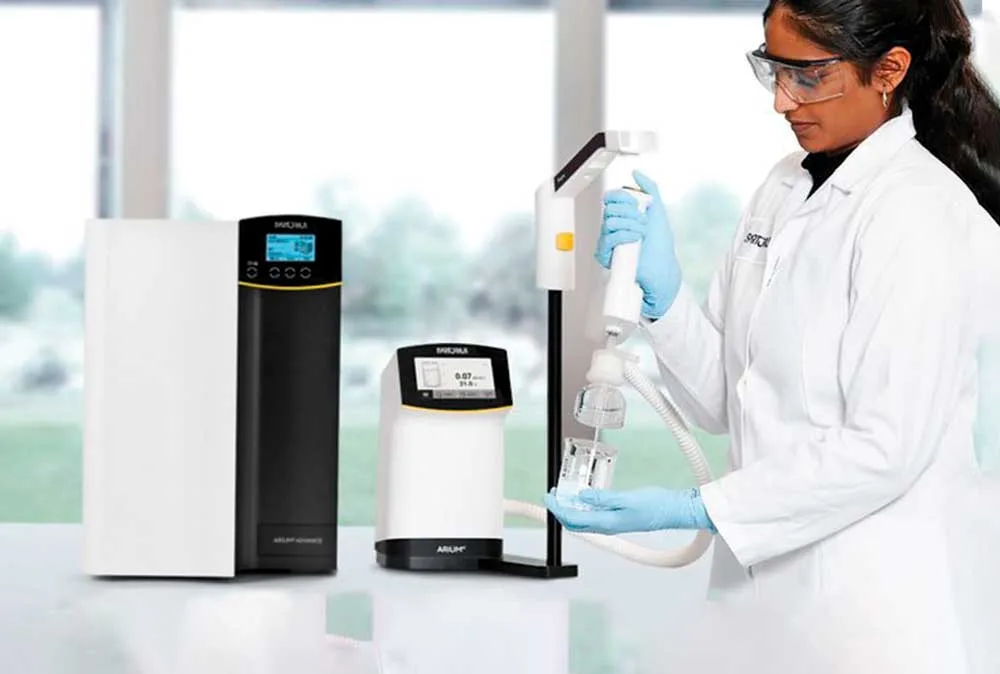 10 cosas a considerar al elegir un Sistema de Purificación de Agua para laboratorio